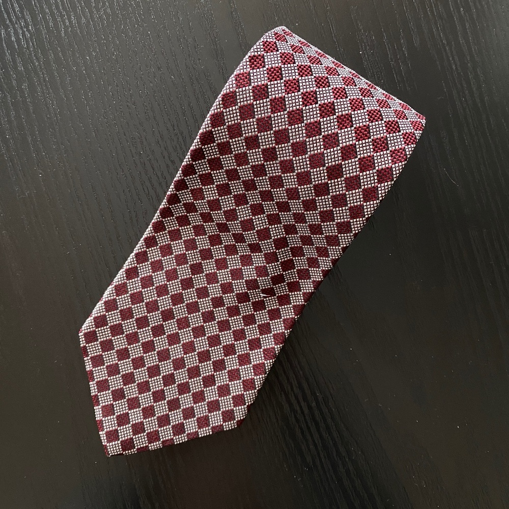 Lauren Ralph Lauren Men's 100% Silk Red, White, And Black Tie